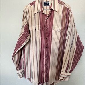 Vintage 80s/90s Wrangler Men's Cowboy Cut Red Pearl Snap Button-Up Shirt Striped
